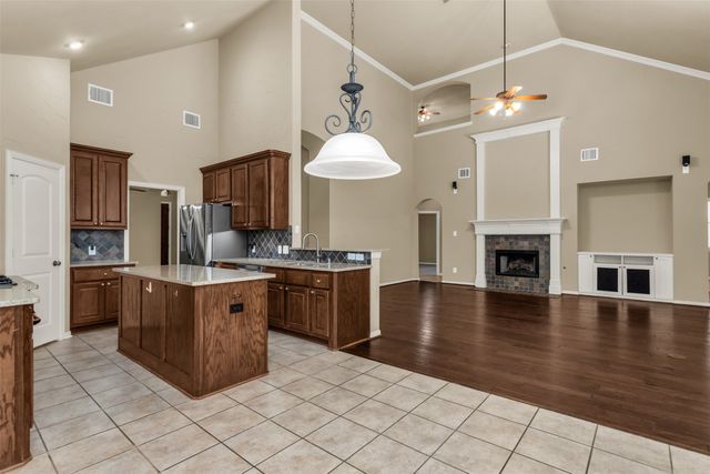 2617 Whispering Trail, Little Elm, TX 75068