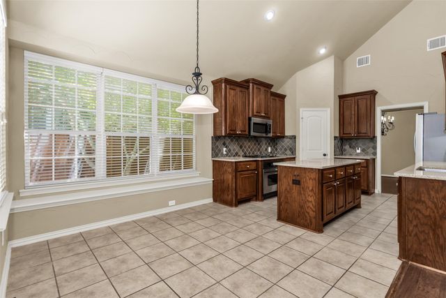 2617 Whispering Trail, Little Elm, TX 75068