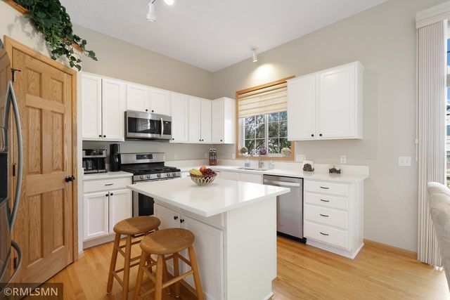 15751 Cicerone Path, Rosemount, MN 55068