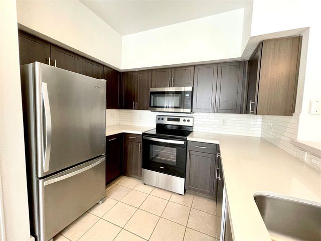 2222 Smith Street 203, Houston, TX 77002