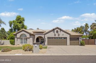 5542 W Saguaro Park Lane, Glendale, AZ 85310