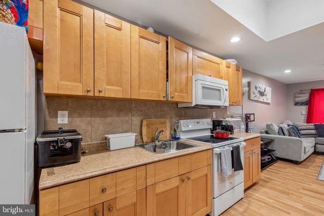 2460 N 79TH AVE, Philadelphia, PA 19150