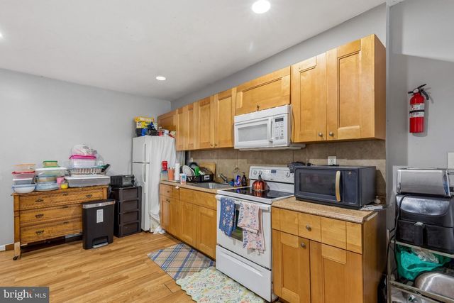 2460 N 79TH AVE, Philadelphia, PA 19150