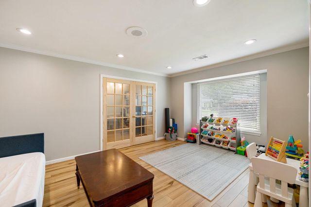 4411 Deer Lodge Drive, Houston, TX 77018