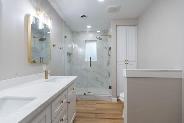 4411 Deer Lodge Drive, Houston, TX 77018