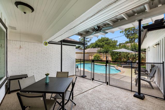 4411 Deer Lodge Drive, Houston, TX 77018