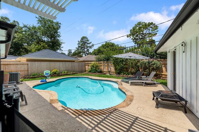 4411 Deer Lodge Drive, Houston, TX 77018
