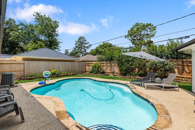 4411 Deer Lodge Drive, Houston, TX 77018