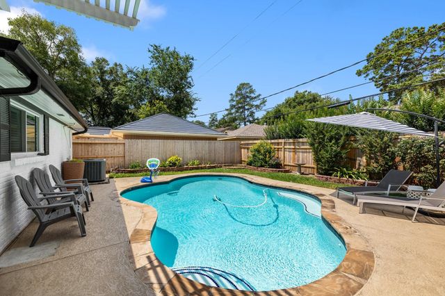 4411 Deer Lodge Drive, Houston, TX 77018