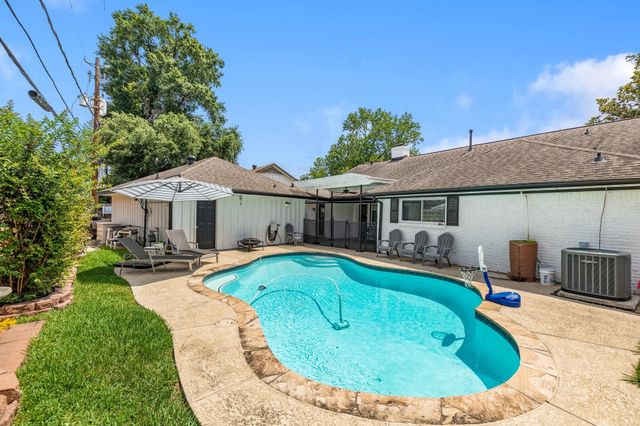 4411 Deer Lodge Drive, Houston, TX 77018