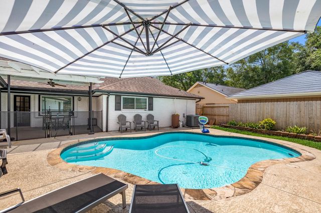 4411 Deer Lodge Drive, Houston, TX 77018