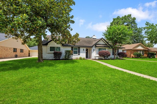 4411 Deer Lodge Drive, Houston, TX 77018