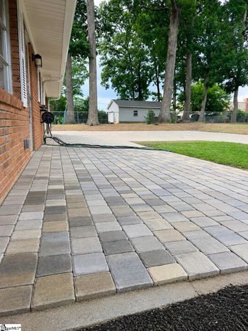 103 Oak Forest Drive, Greer, SC 29650