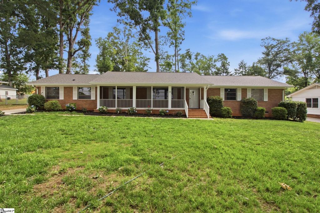 103 Oak Forest Drive, Greer, SC 29650