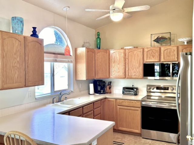 1178 S 70 W, Farmington, UT 84025