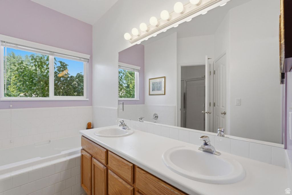 Image 17 of property listing at 1178 S 70 W, Farmington, UT 84025