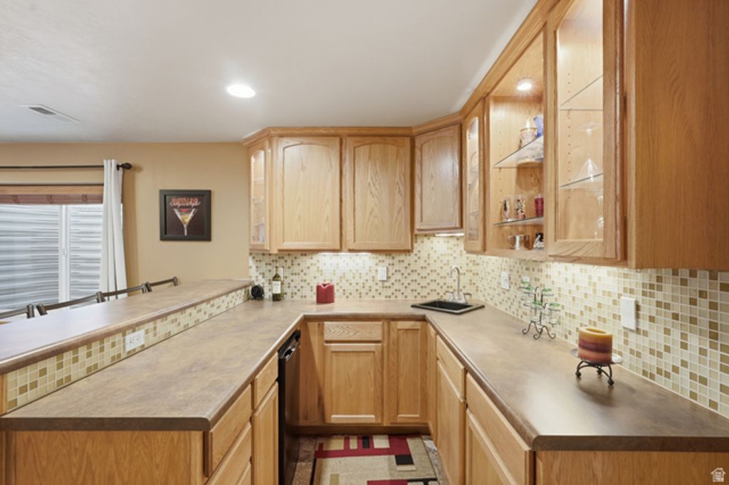 Image 25 of property listing at 1178 S 70 W, Farmington, UT 84025