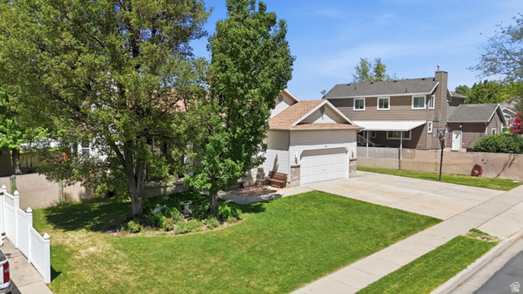 Image 42 of property listing at 1178 S 70 W, Farmington, UT 84025