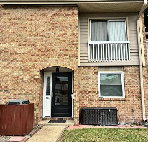 1303 Glyndon DR, Virginia Beach, VA 23464