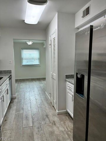 1303 Glyndon DR, Virginia Beach, VA 23464