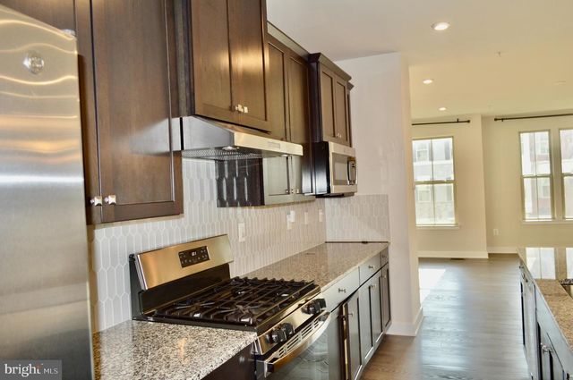 8644 SHADY PINES DR, Frederick, MD 21704