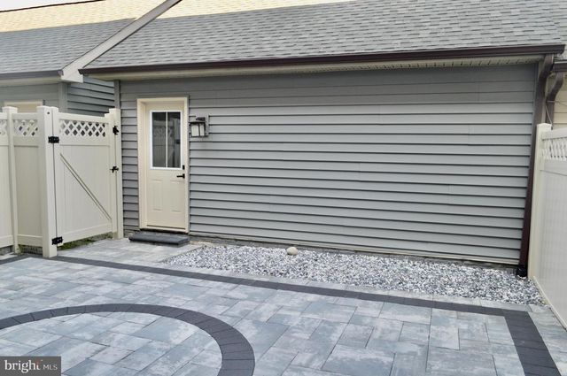 8644 SHADY PINES DR, Frederick, MD 21704