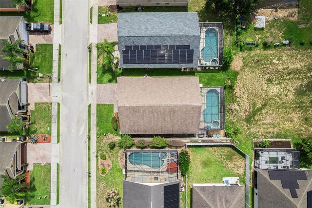121 VINE DRIVE, Davenport, FL 33837