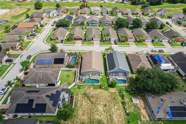 121 VINE DRIVE, Davenport, FL 33837