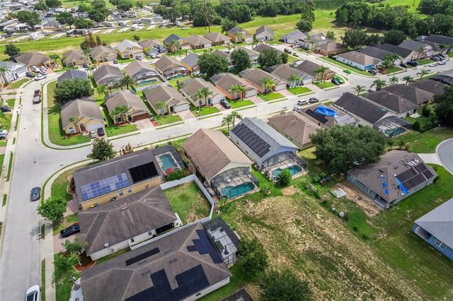 121 VINE DRIVE, Davenport, FL 33837
