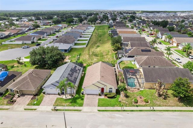 121 VINE DRIVE, Davenport, FL 33837