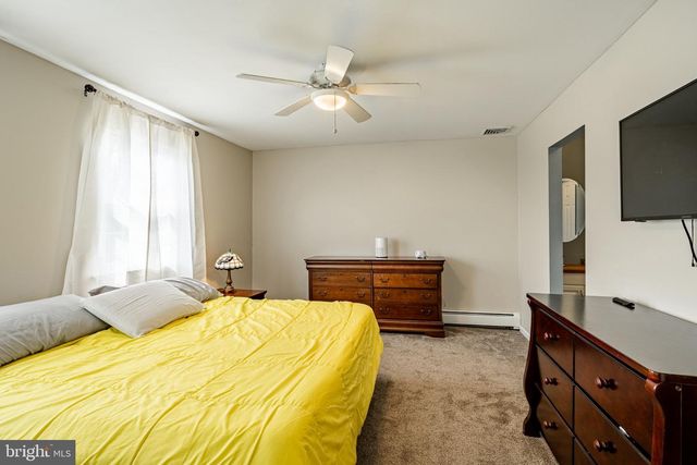 758 SANDRA LN, Norristown, PA 19403