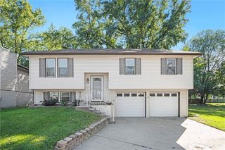 738 S 9th Street, Edwardsville, KS 66111