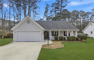 1158 Park Forest NW Drive, Lilburn, GA 30047