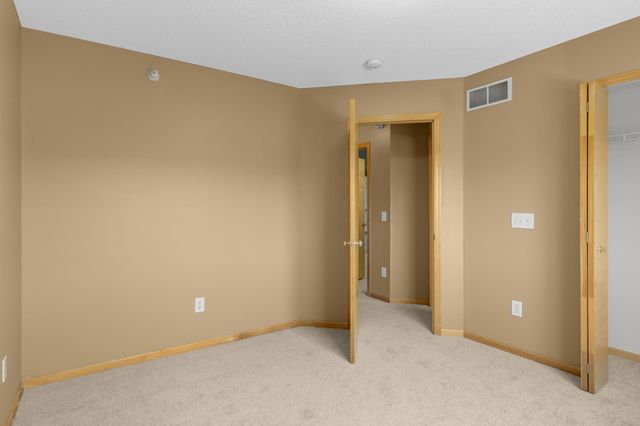 3672 Abercrombie Lane, Stillwater, MN 55082