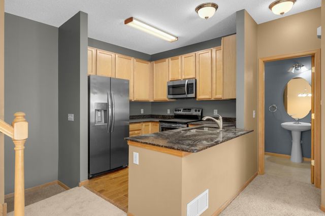 3672 Abercrombie Lane, Stillwater, MN 55082