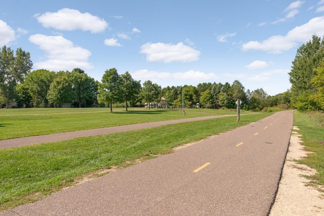 3672 Abercrombie Lane, Stillwater, MN 55082