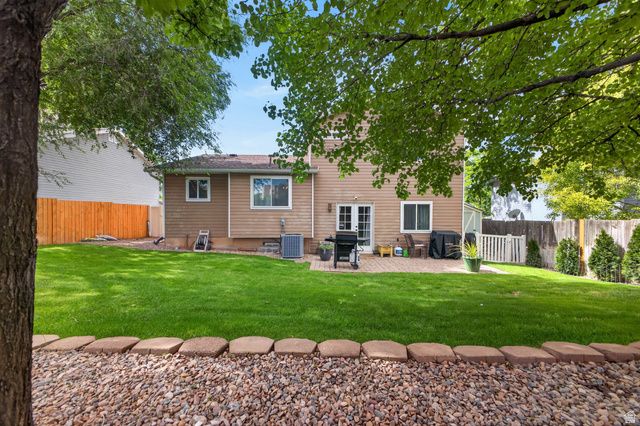 990 W 2600 N, Layton, UT 84041