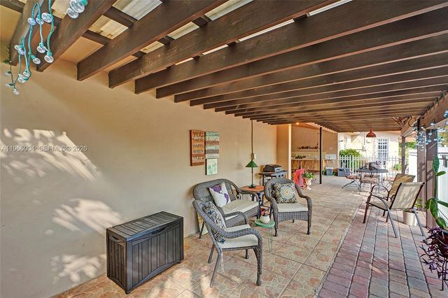 6501 SW 30th St, Miami, FL 33155