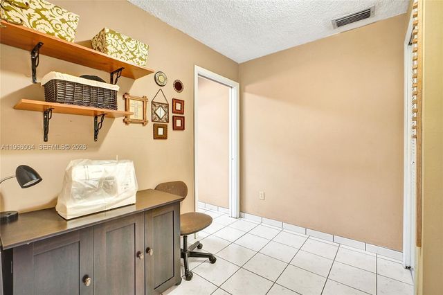 6501 SW 30th St, Miami, FL 33155