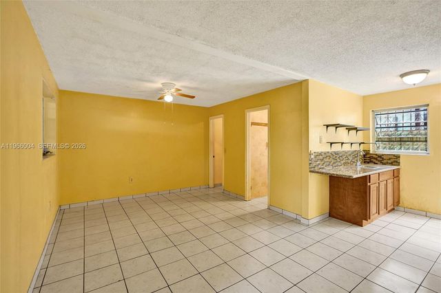 6501 SW 30th St, Miami, FL 33155