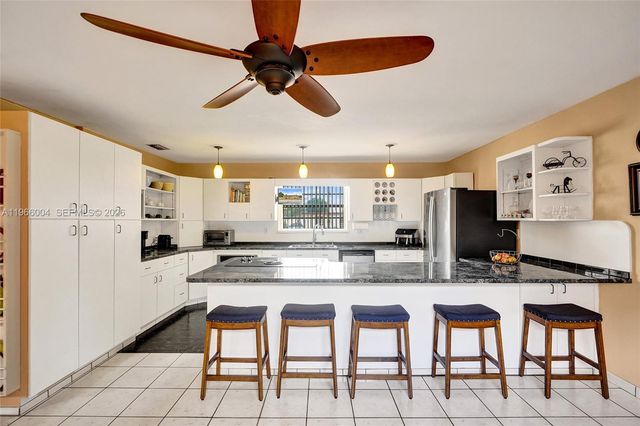 6501 SW 30th St, Miami, FL 33155