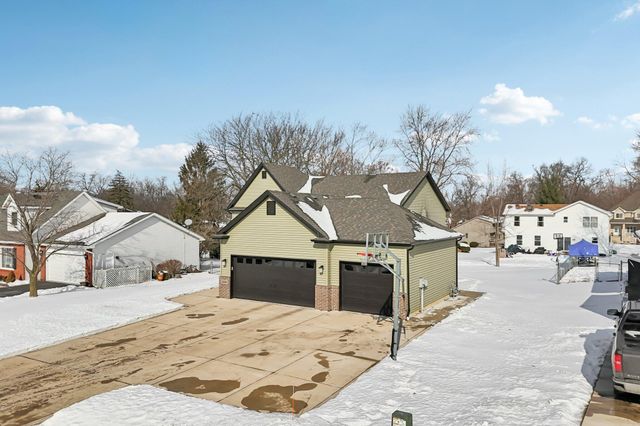 2235 Coldspring Road, Crown Point, IN 46307