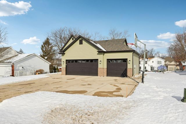 2235 Coldspring Road, Crown Point, IN 46307