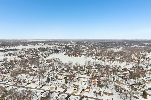 2235 Coldspring Road, Crown Point, IN 46307