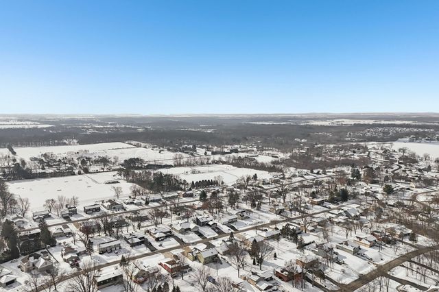 2235 Coldspring Road, Crown Point, IN 46307