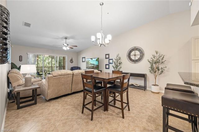 1113 Winding Pines CIR # 203, Cape Coral, FL 33909