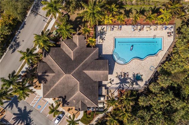 1113 Winding Pines CIR # 203, Cape Coral, FL 33909