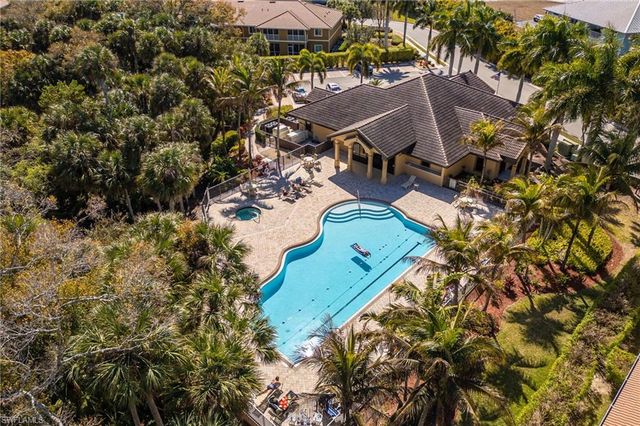 1113 Winding Pines CIR # 203, Cape Coral, FL 33909