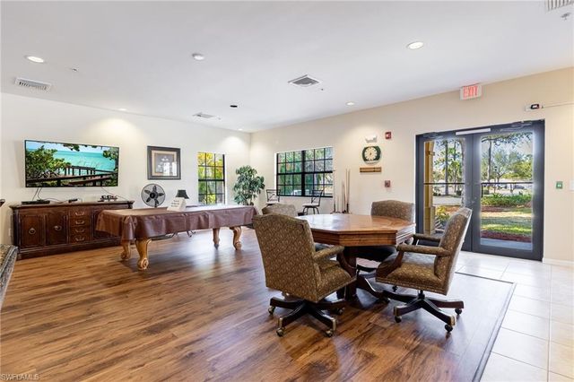 1113 Winding Pines CIR # 203, Cape Coral, FL 33909