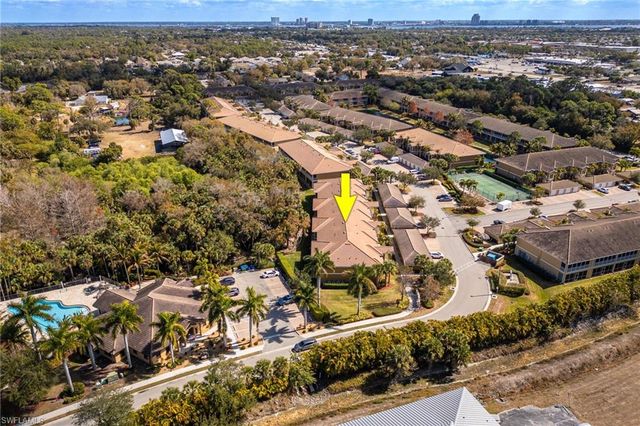 1113 Winding Pines CIR # 203, Cape Coral, FL 33909